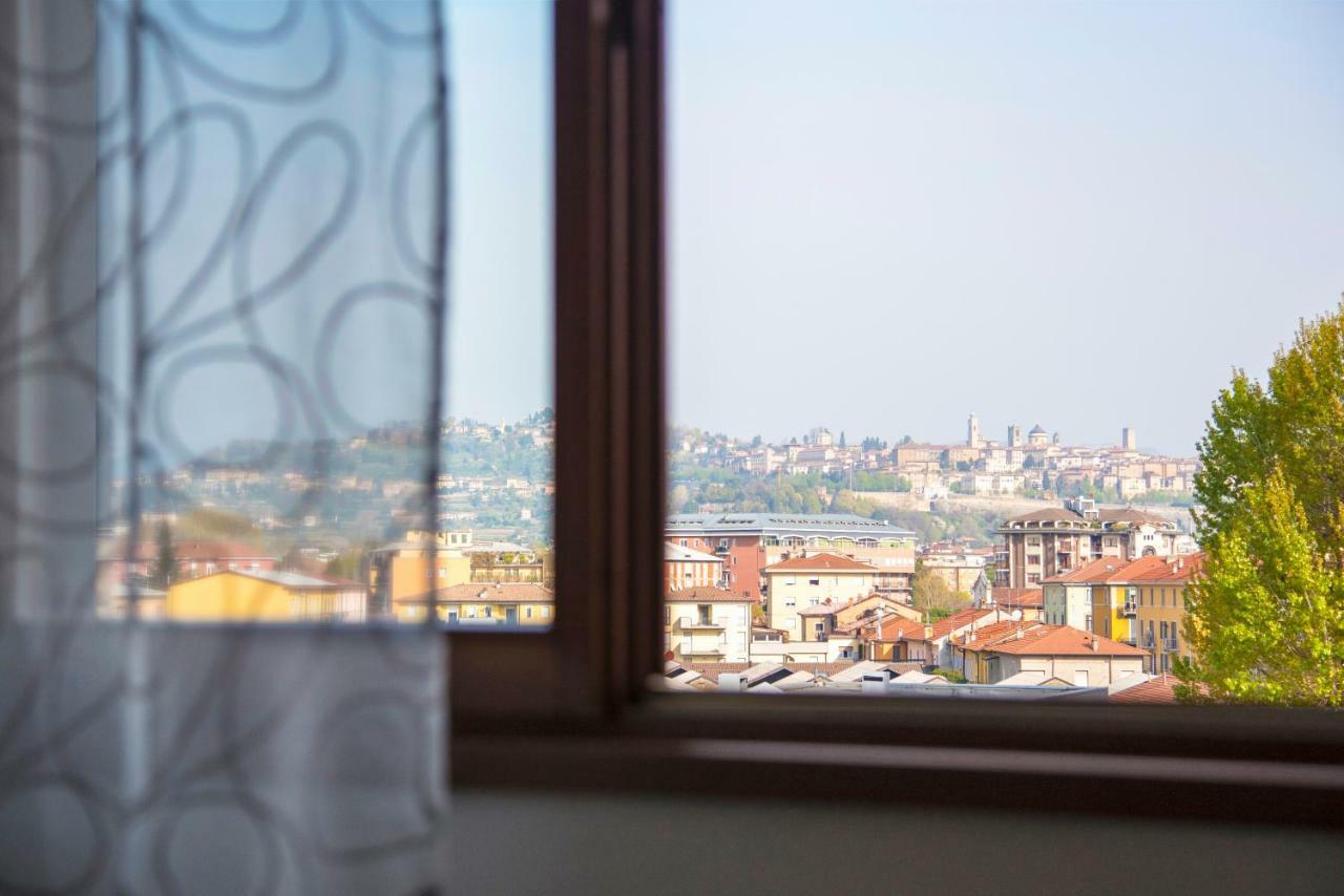 Chic Panoramic Apartment Bergamo Exterior foto